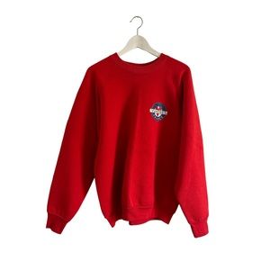 Large Never worn, vintage crew neck.